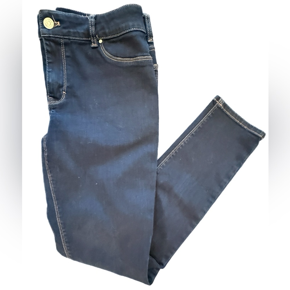 WHITE‎ HOUSE BLACK MARKET THE JEGGING SKINNY JEANS NWOT